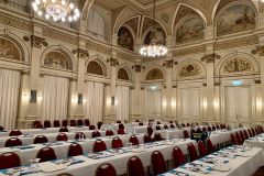 (Rainer Göbel) Der prunkvolle Saal der Casino-Gesellschaft Wiesbaden